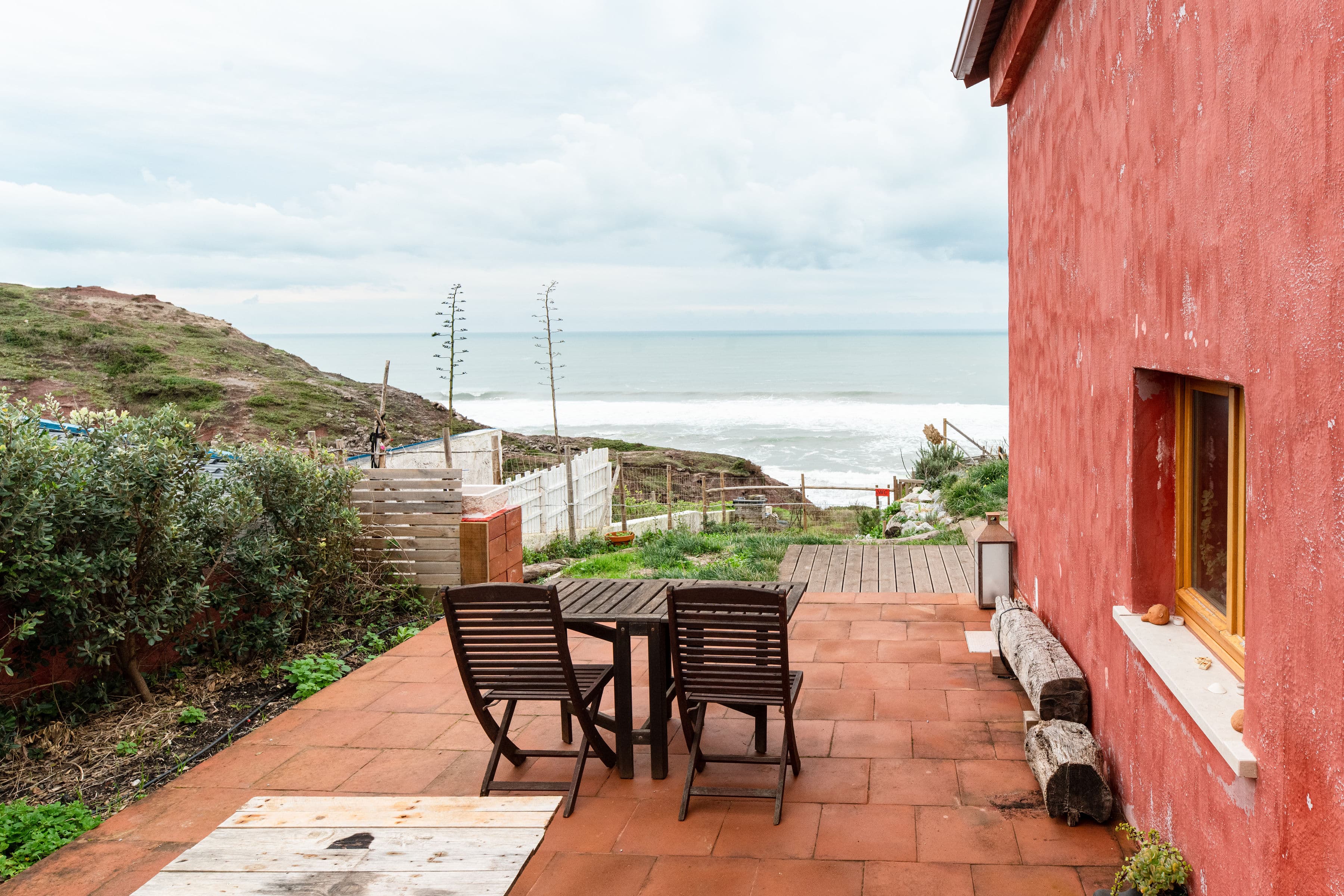 Private Room in Seaside Creative Residency - Casa Vermelha